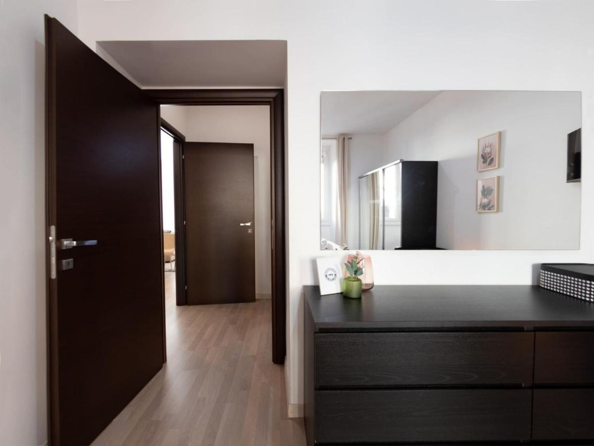 The Best Rent - Spacious Apartment Near Roma Termini Station מראה חיצוני תמונה
