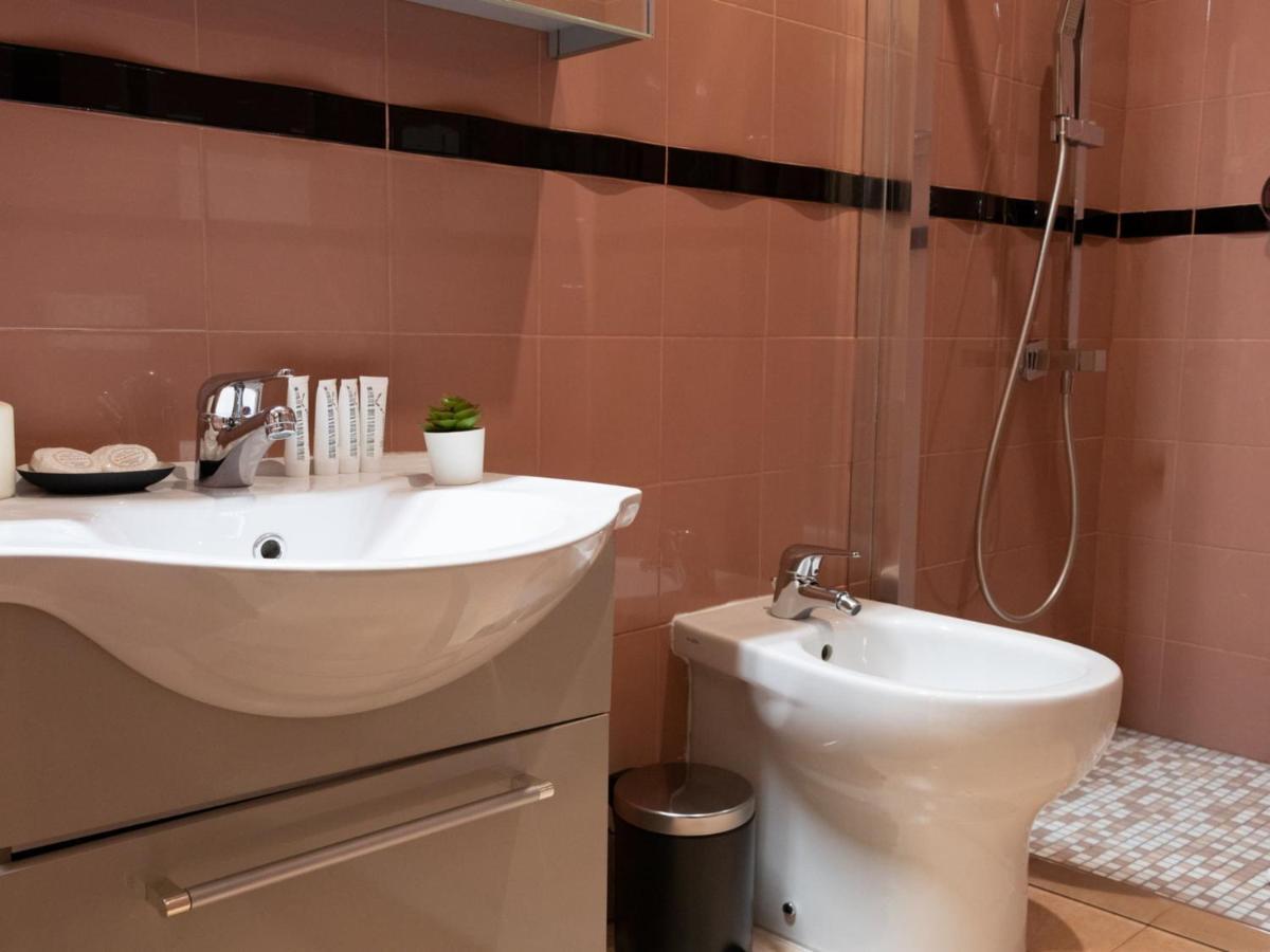 The Best Rent - Spacious Apartment Near Roma Termini Station מראה חיצוני תמונה